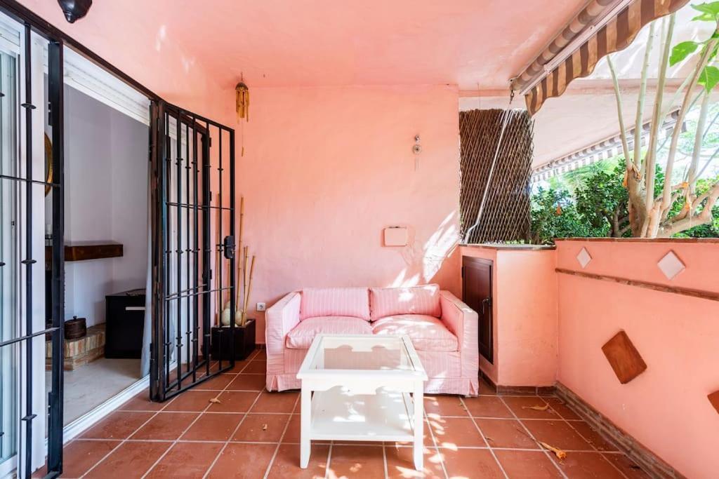Apartamento En Marbella Guadalmina Primera Linea De Campo De Golf Los Cartujanos エクステリア 写真