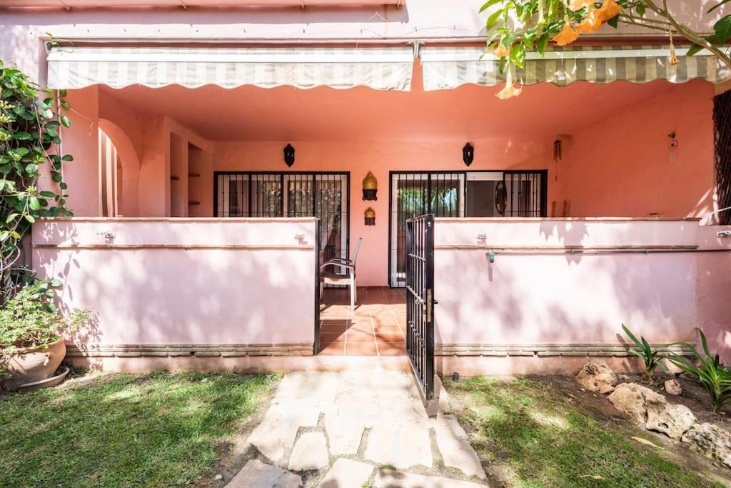 Apartamento En Marbella Guadalmina Primera Linea De Campo De Golf Los Cartujanos エクステリア 写真