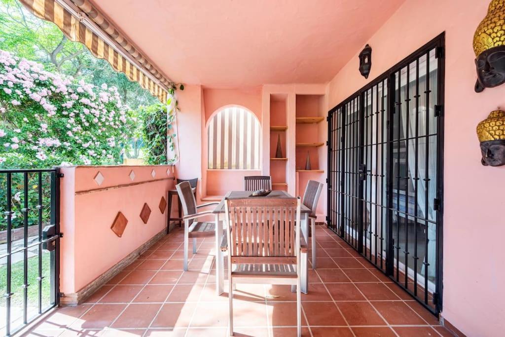 Apartamento En Marbella Guadalmina Primera Linea De Campo De Golf Los Cartujanos エクステリア 写真